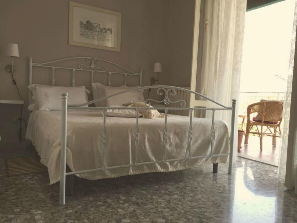 Bed and Breakfast La Fonte Syracuse Habitación foto