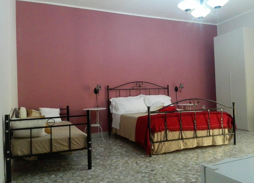 Bed and Breakfast La Fonte Syracuse Habitación foto